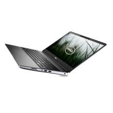 Dell Precision 7560 / XEON W-11855M / 15" FHD / Nvidia RTX A3000