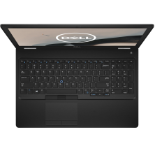 Dell Latitude 5590 / Intel Core i5-7300U / 15" HD