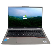 Ansicht des Fujitsu LifeBook U7411 Notebooks.