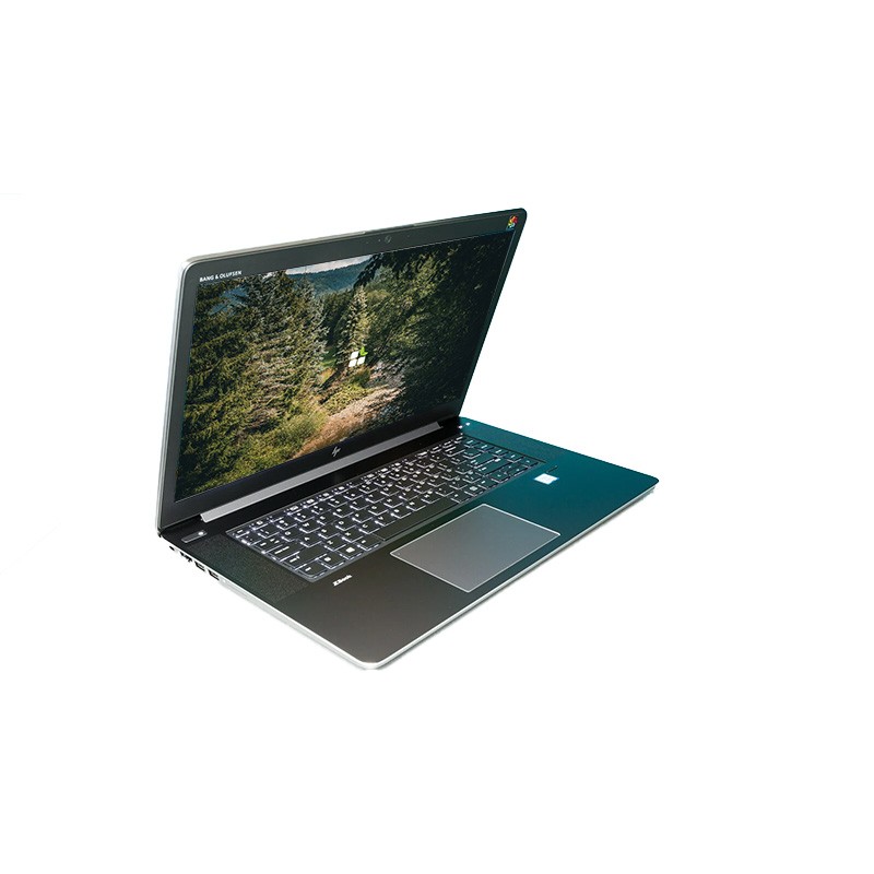HP ZBook Studio G4 / Intel Xeon E3-1505M V6 / 15" FHD / Touchscreen / Nvidia Quadro M1200