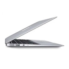 Apple MacBook Air 13" (Mitte 2013) / Intel Core i7-4650U / 8 GB / 256 NVME